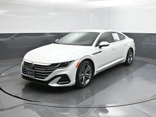 Opal White Pearl 2023 Volkswagen Arteon 2.0T SE