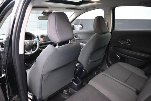 Crystal Black Pearl 2019 Honda HR-V EX