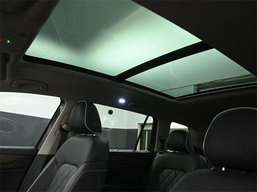 2026 Volkswagen Atlas 2.0T SEL Premium R-Line 4MOTION