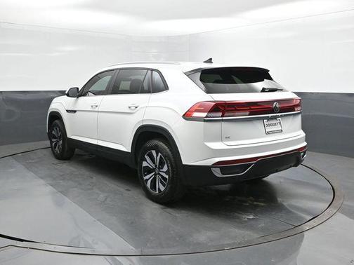 2026 Volkswagen Atlas Cross Sport 2.0T SE