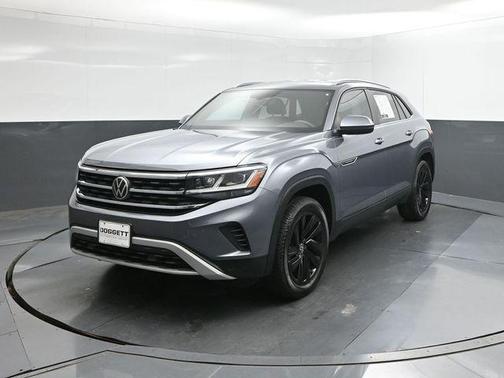 2022 Volkswagen Atlas Cross Sport 3.6L V6 SE w/Technology
