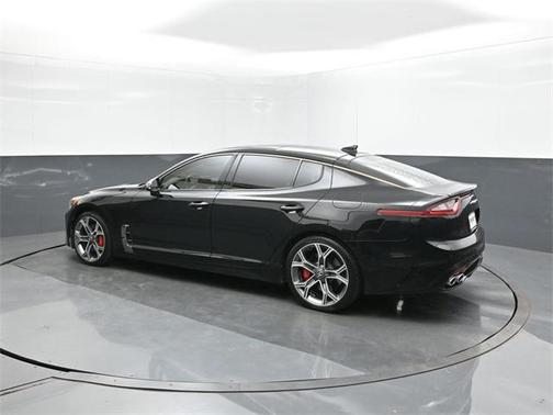 2019 Kia Stinger GT1
