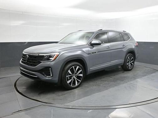 Pure Gray 2026 Volkswagen Atlas 2.0T SEL Premium R-Line 4MOTION