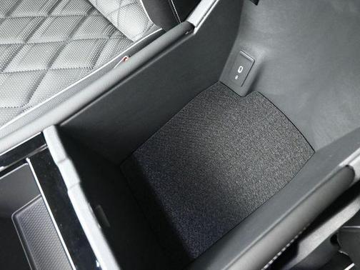 Pure Gray 2026 Volkswagen Atlas 2.0T SEL Premium R-Line 4MOTION
