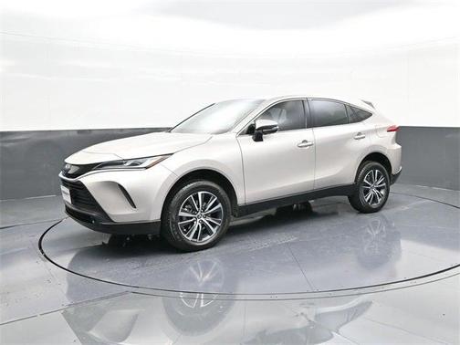 2024 Toyota Venza LE