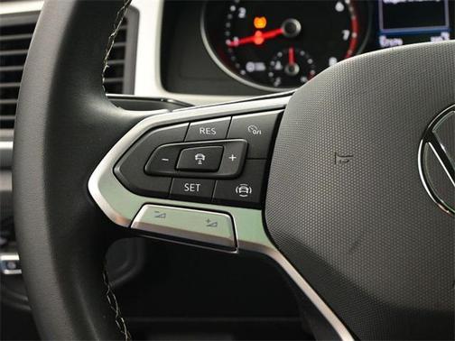 2021 Volkswagen Atlas 3.6L SE w/Technology