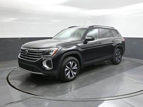 Pearl 2026 Volkswagen Atlas 2.0T SE
