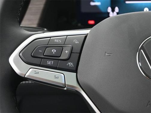 2025 Volkswagen Atlas 2.0T SEL Premium R-Line 4MOTION