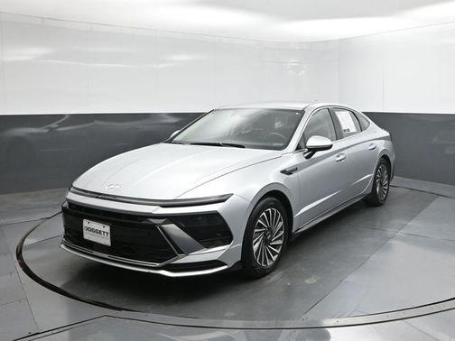2025 Hyundai SONATA Hybrid SE