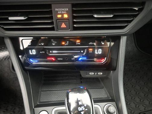 2026 Volkswagen Jetta 1.4T SE