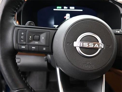 2023 Nissan Pathfinder Platinum FWD