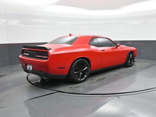 2017 Dodge Challenger R/T Scat Pack