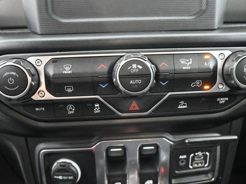 2022 Jeep Wrangler Sport S