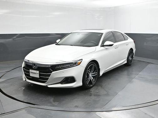 Platinum White Pearl 2021 Honda Accord Touring 2.0T
