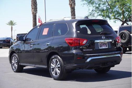 2020 Nissan Pathfinder S