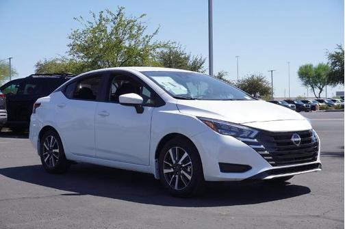 2025 Nissan Versa 1.6 SV
