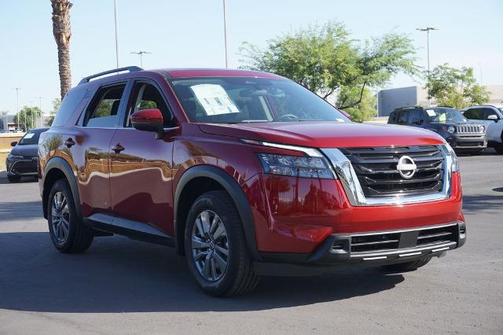 2024 Nissan Pathfinder SV