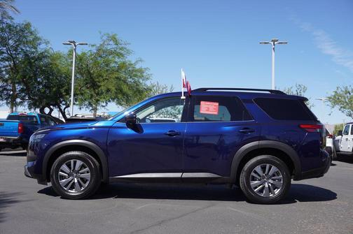 Deep Ocean Blue Pearl 2025 Nissan Pathfinder SV 4WD