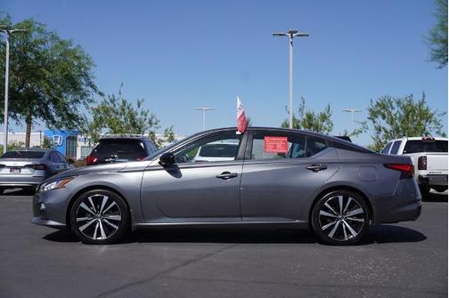 2022 Nissan Altima 2.5 SR