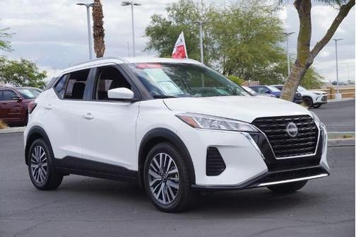 2023 Nissan Kicks SV