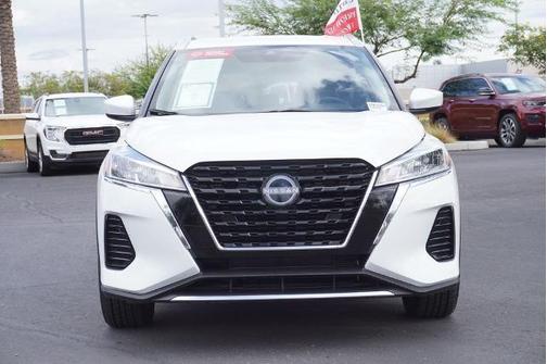 2023 Nissan Kicks SV