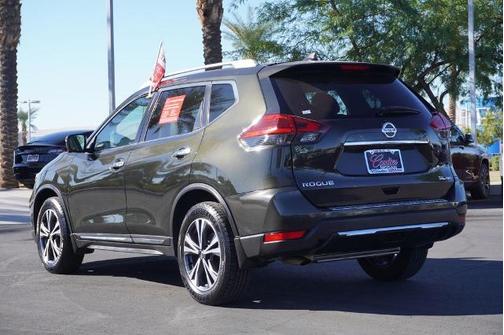 2017 Nissan Rogue SL