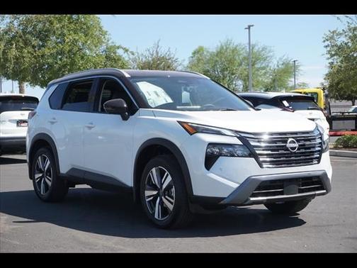 2024 Nissan Rogue SL