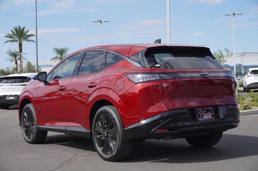 Scarlet Ember Tintcoat 2027 Nissan Murano Dark Armor
