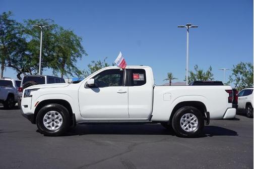 2024 Nissan Frontier SV