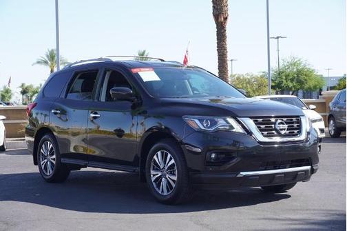 2020 Nissan Pathfinder SL