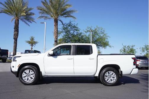 Glacier White 2022 Nissan Frontier SV