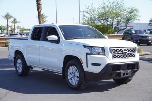 Glacier White 2022 Nissan Frontier SV