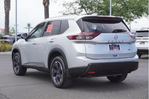 Brilliant Silver Metallic 2024 Nissan Rogue SV