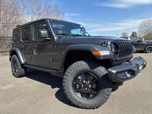 Granite Crystal Metallic Clearcoat 2026 Jeep Wrangler Willys