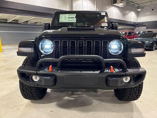 Black Clearcoat 2026 Jeep Gladiator Mojave X 4x4