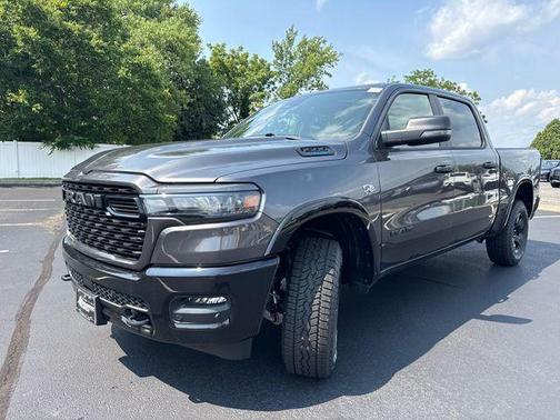 Granite Crystal Metallic Clearcoat 2026 RAM 1500 Big Horn/Lone Star