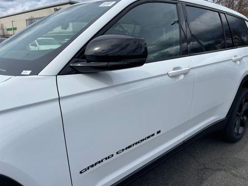 2025 Jeep Grand Cherokee L Altitude