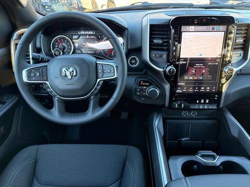 Bright White Clearcoat 2026 RAM 1500 Big Horn/Lone Star