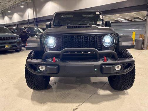 Granite Crystal Metallic Clearcoat 2027 Jeep Wrangler Rubicon