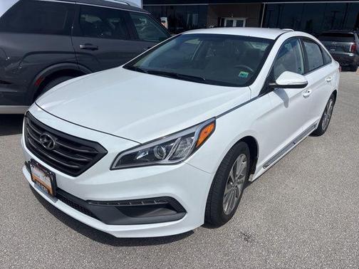 Quartz White Pearl 2016 Hyundai SONATA Sport