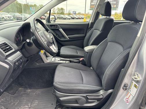 2017 Subaru Forester 2.5i