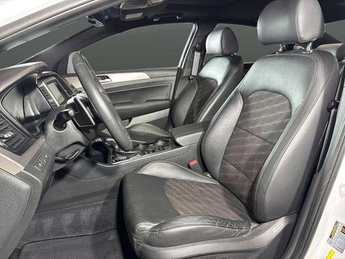 2019 Hyundai SONATA Sport