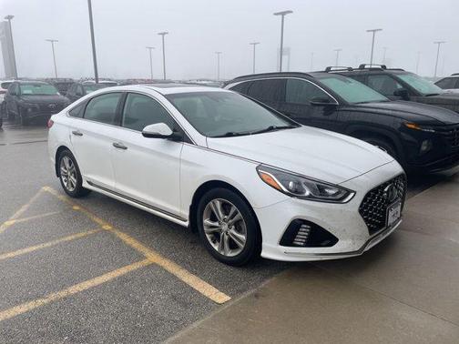 2019 Hyundai SONATA Sport