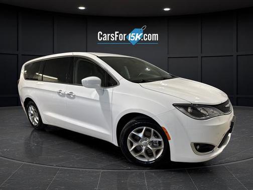 2018 Chrysler Pacifica Touring Plus