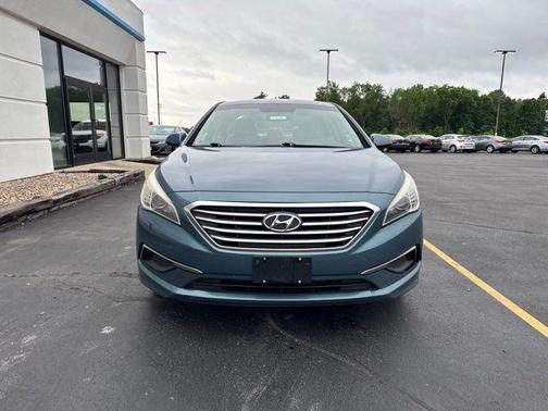 Nouveau Blue 2017 Hyundai SONATA SE