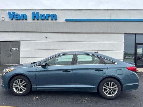 Nouveau Blue 2017 Hyundai SONATA SE