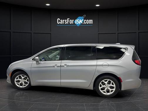 Billet Silver Metallic Clearcoat 2020 Chrysler Pacifica Touring