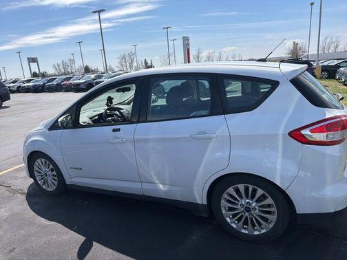 Oxford White 2017 Ford C-Max Hybrid SE