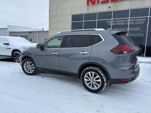 2018 Nissan Rogue SV