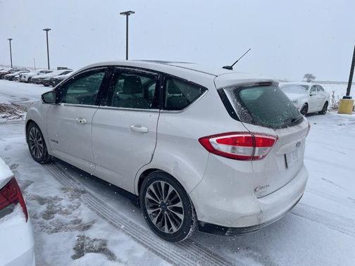2017 Ford C-Max Hybrid Titanium